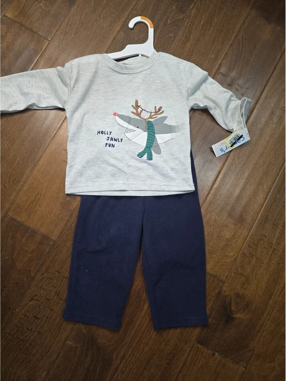 18m nwt christmas jammies from carters 162G8